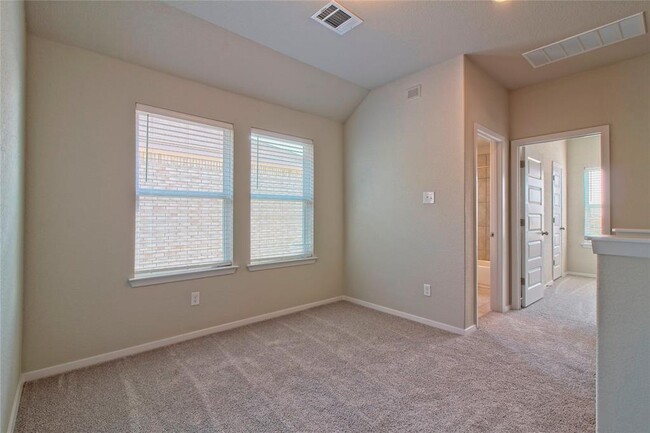 Building Photo - 6501 Wolf Pack Dr