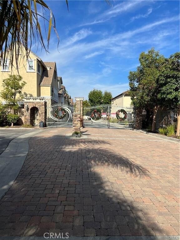 Building Photo - 2889 Plaza del Amo