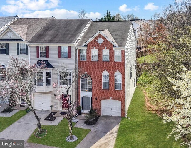 Building Photo - 14257 Hunters Run Way