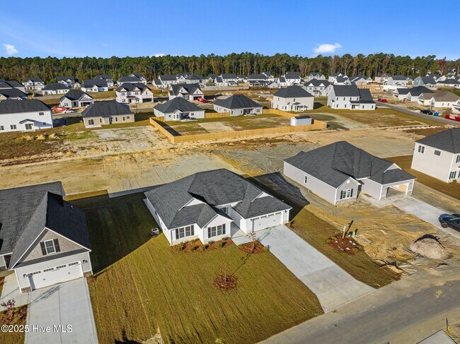 Building Photo - 51 N Ardsley Ln