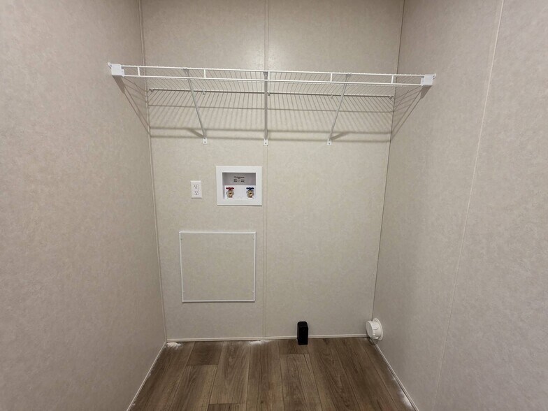 Building Photo - 3510 N 9th St