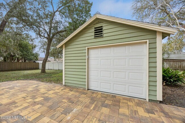 Building Photo - 1406 San Mateo Ave