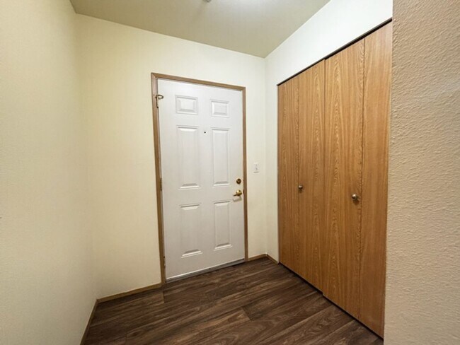 Building Photo - Limited-time fall special: $750 off 1st fu...