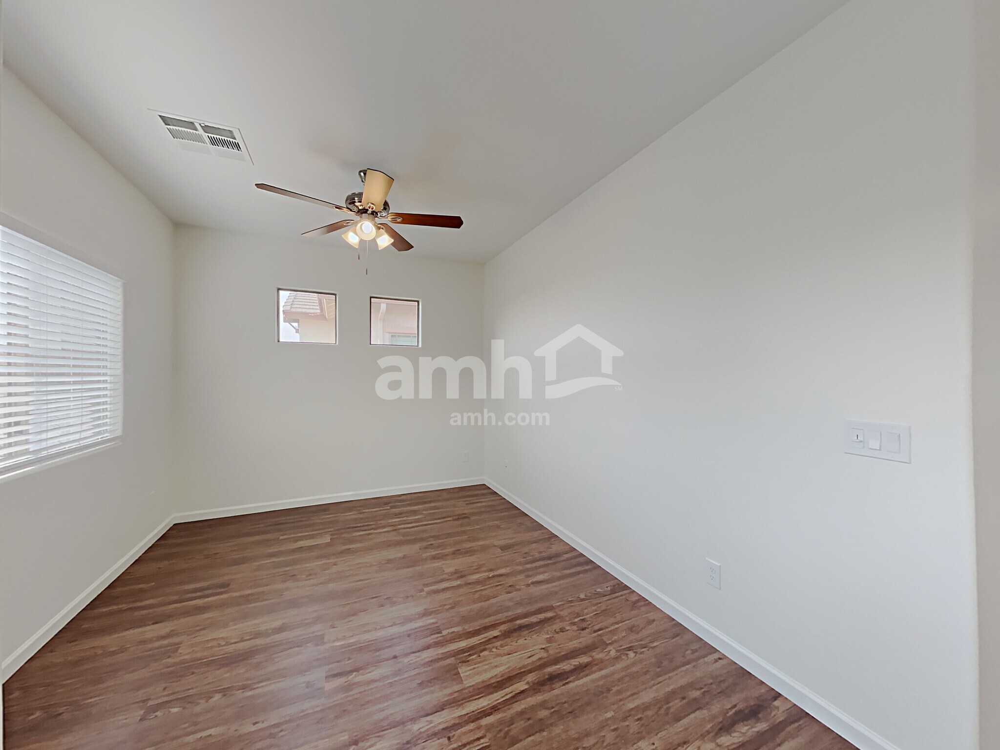 Building Photo - 14576 W Maui Ln