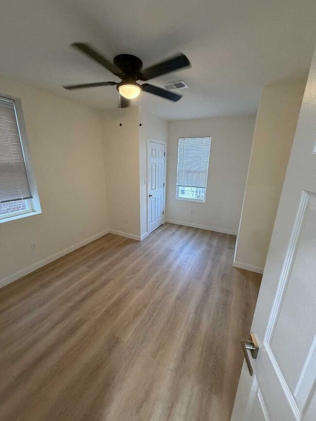 Building Photo - 6945 Limekiln Pike