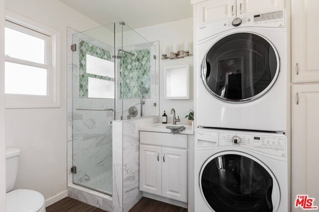 Building Photo - 428 N Alta Vista Blvd