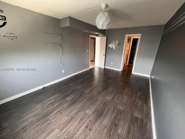 Building Photo - 488 NW 165th St