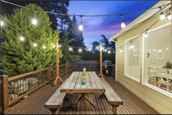 Building Photo - Echo Falls Executive Retreat | Hot Tub | Detached Office | Landscaping Included- AVAILABLE NOW FO...