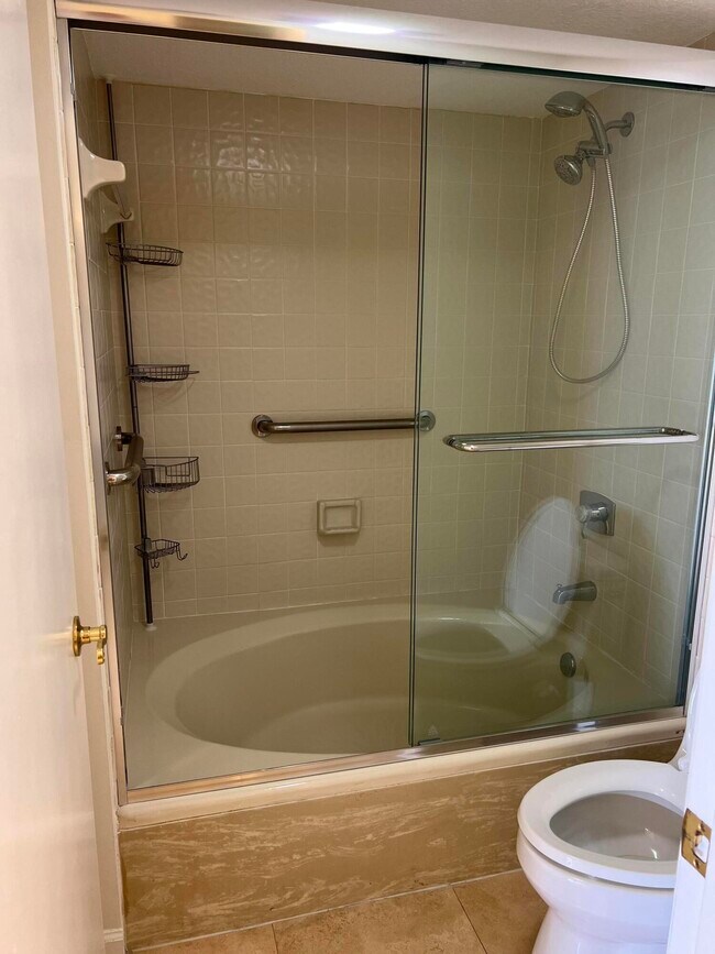 Building Photo - 3560 S Ocean Blvd