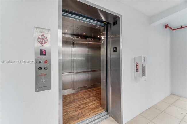 Building Photo - 2021 Meridian Ave