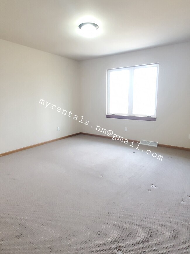 Building Photo - 8309 14th Ave