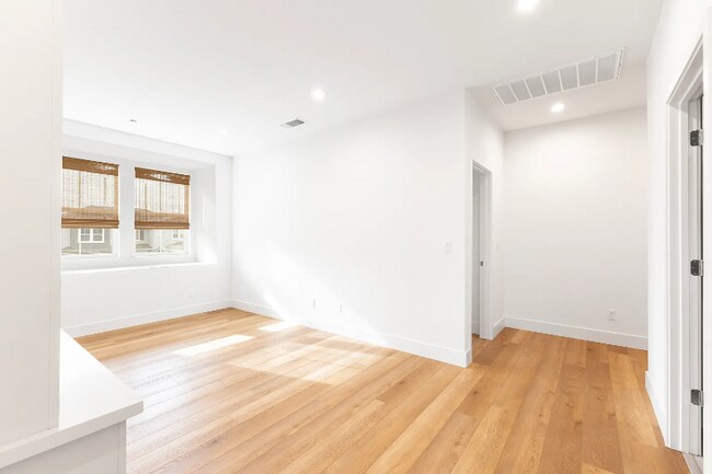 Building Photo - 7511 Amonde Wy