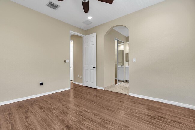 Building Photo - 228 Lake Monterey Cir