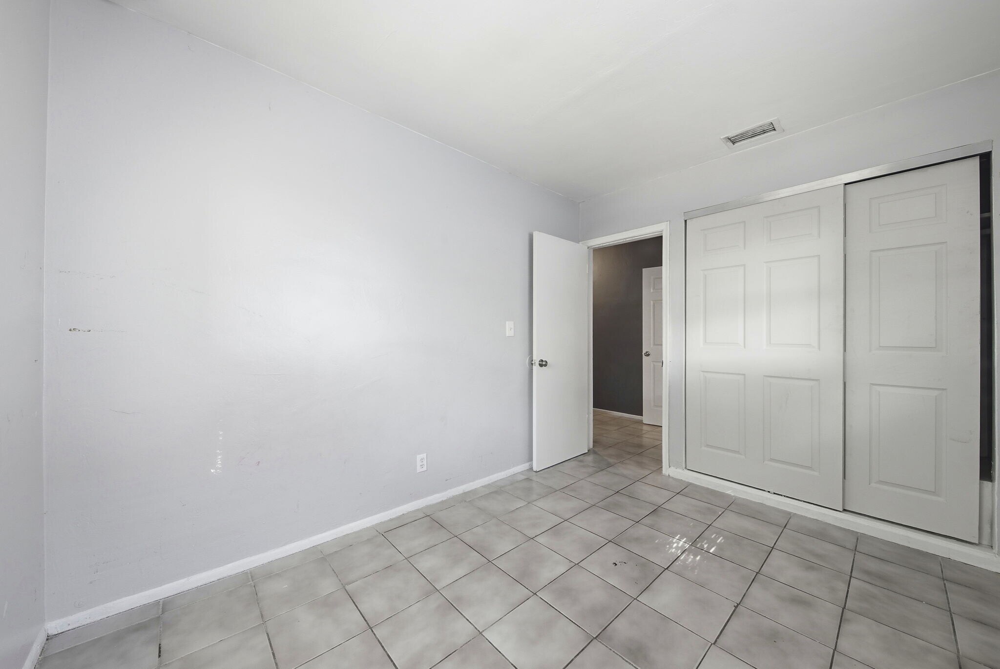 Building Photo - 1439 NW 8th Ave