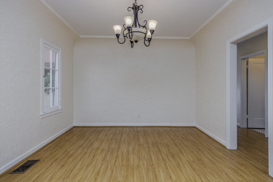 Building Photo - 1244 S Highland Ave