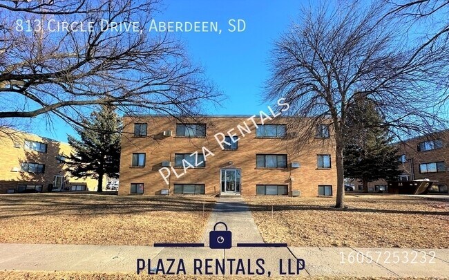 Building Photo - 315 S Marshall St