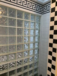 Building Photo - Super fun remodeled Apartment