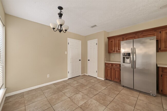 Building Photo - 14703 Stanbridge Dr