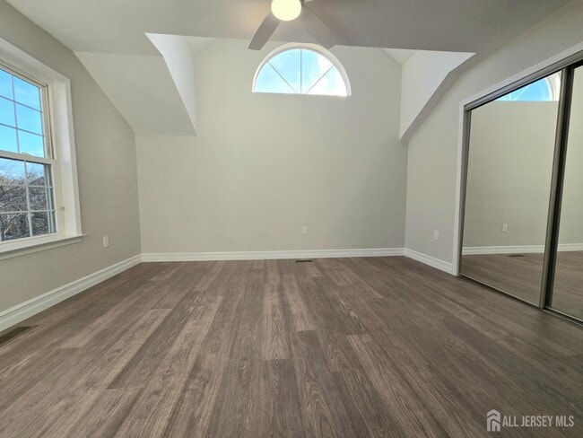 Building Photo - 14A Canterbury Dr