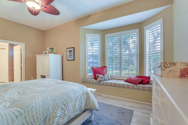 Building Photo - 1730 Caribbean Dr