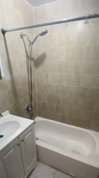 Building Photo - 1430 Flatbush Ave