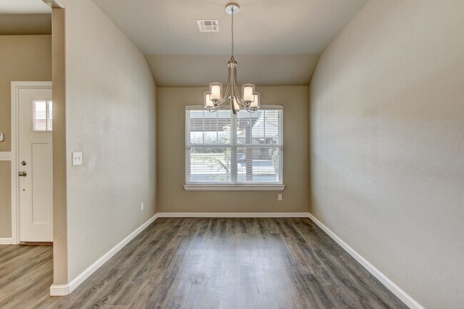 Building Photo - 8809 SW 55th St
