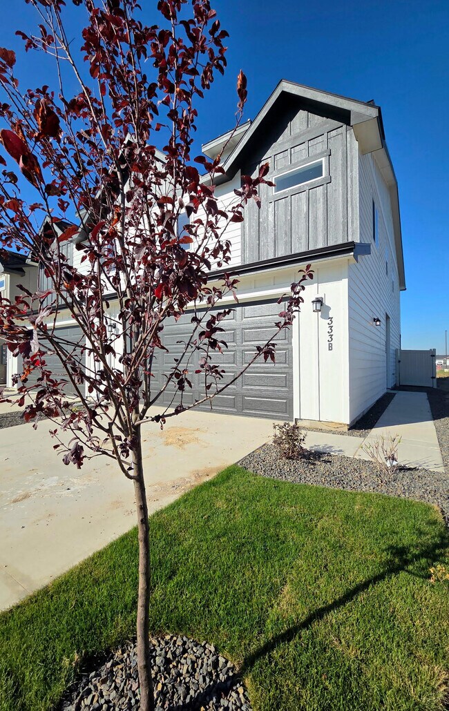 Building Photo - 4621 Highgarden Wy