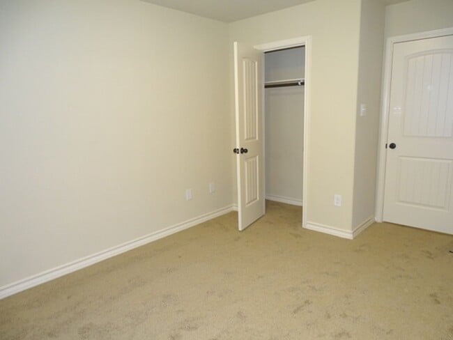 Building Photo - 13911 Annas Way #101, San Antonio, TX. 78233