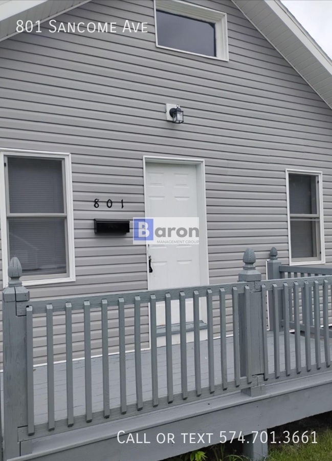 Building Photo - 801 Sancome Ave