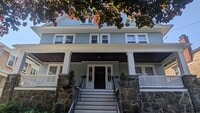 Building Photo - 133 Elmwood Rd