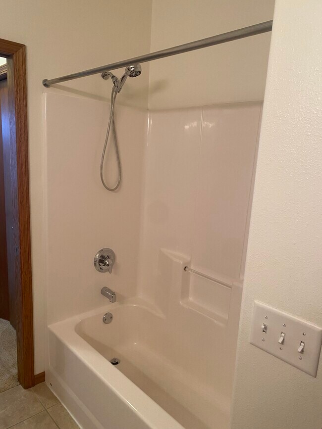 Building Photo - 4742 50th Ave S