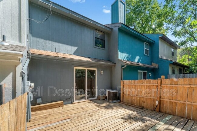 Building Photo - 2902 Eaton St