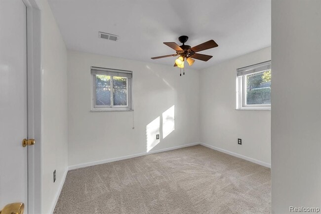 Building Photo - 32725 Barkley St