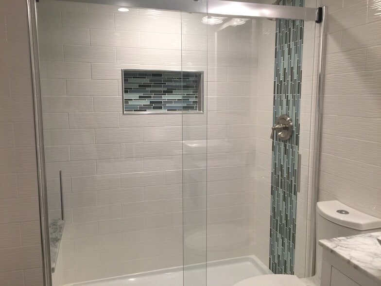 Building Photo - 16 Sherwood Dr