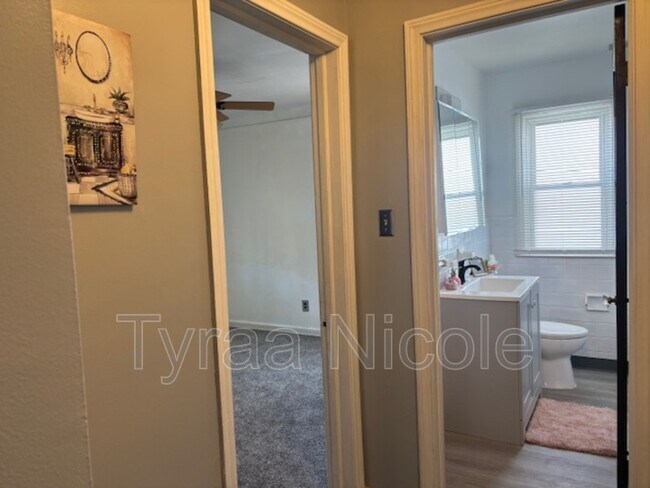 Building Photo - 5940 Cadieux Rd