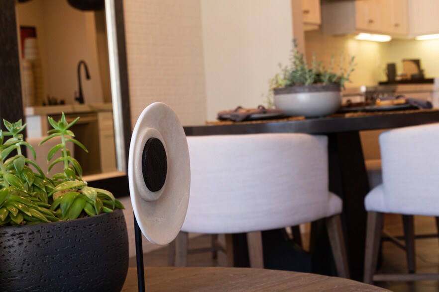 Building Photo - 1109 Hibiscus Way