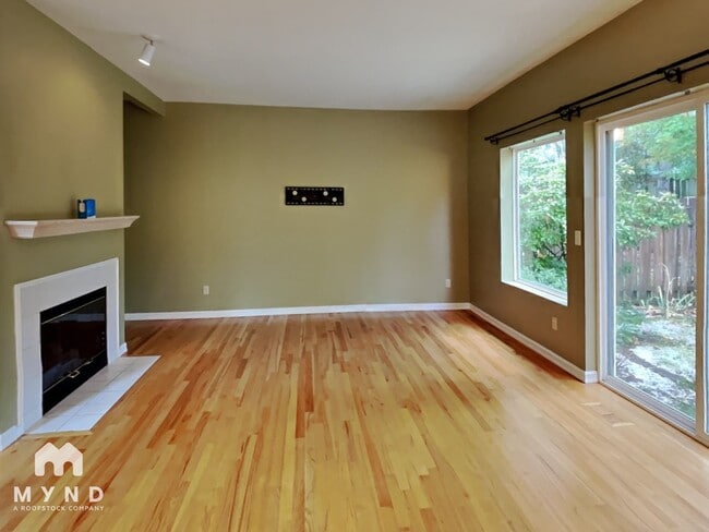 Building Photo - 24944 SE 43rd St