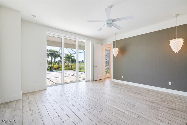 Building Photo - 4335 Sands Blvd