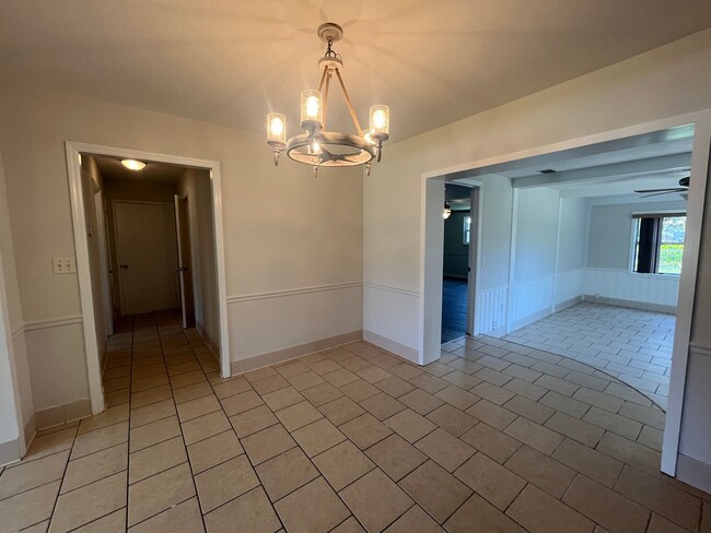 Building Photo - Charming 4-Bedroom Brick Home on Spacious ...
