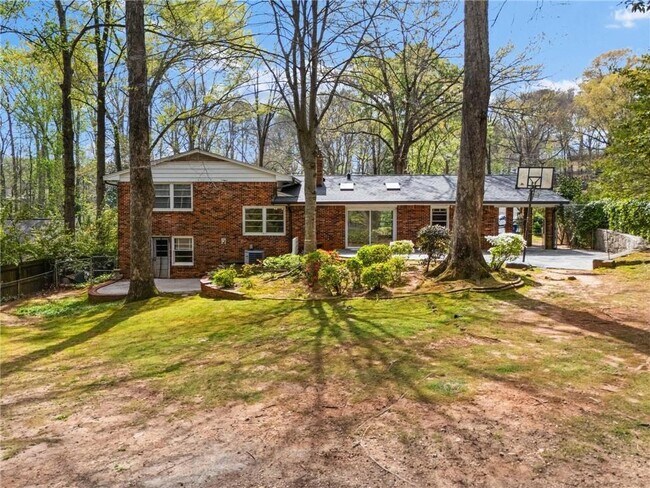 Building Photo - 274 Land O Lakes Ct NE