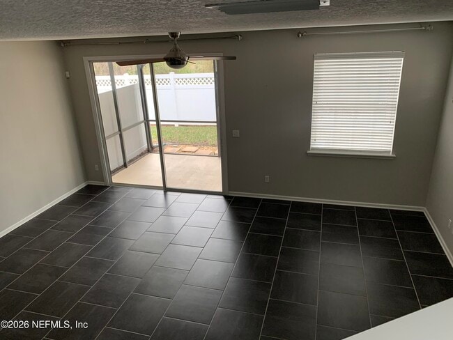 Building Photo - 3740 Creswick Cir