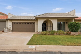 Building Photo - 7814 E MacKenzie Dr