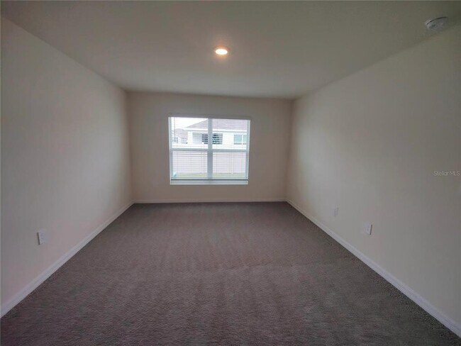 Building Photo - 6939 SE 112th Ln