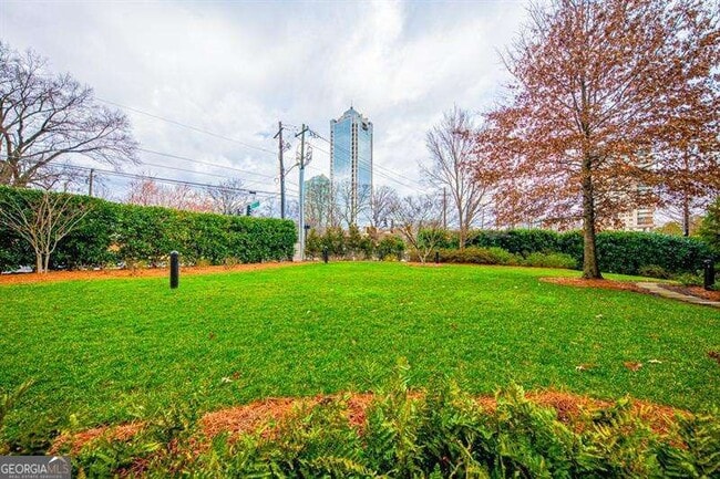 Building Photo - 2795 Peachtree Rd