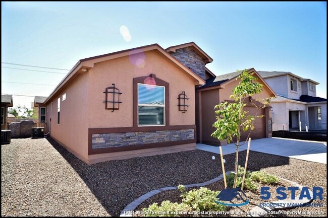 Building Photo - 3 bedroom in El Paso TX 79934