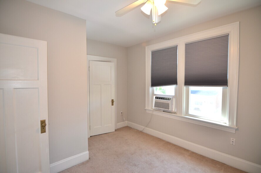 Building Photo - 4109 Millsbrae Ave