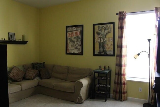 Building Photo - 641 SW Munjack Cove