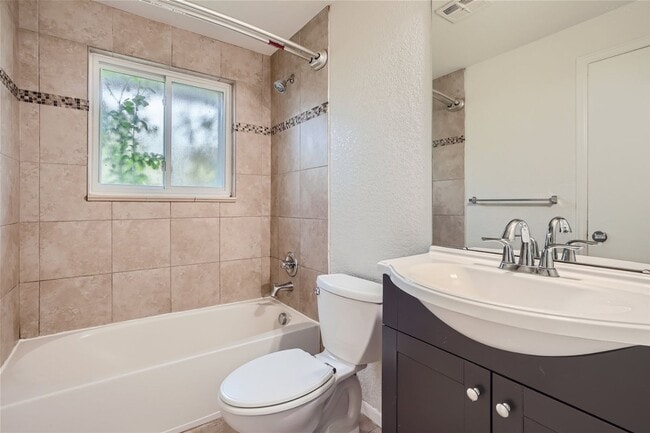 Building Photo - Spacious 5-Bedroom Retreat in Arvada, CO!