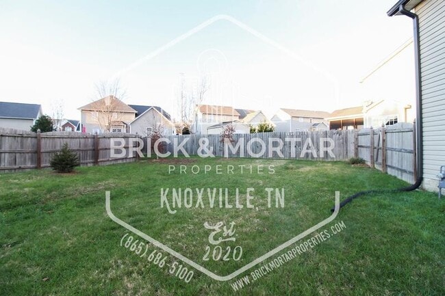 Building Photo - 3305 Grassy Pointe Ln