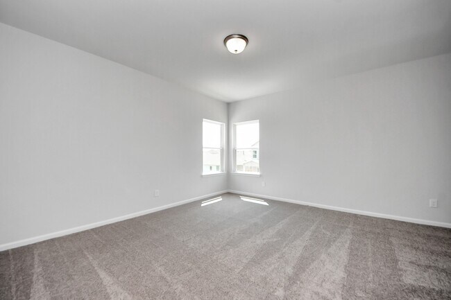 Building Photo - 2715 Crested Creek Ln